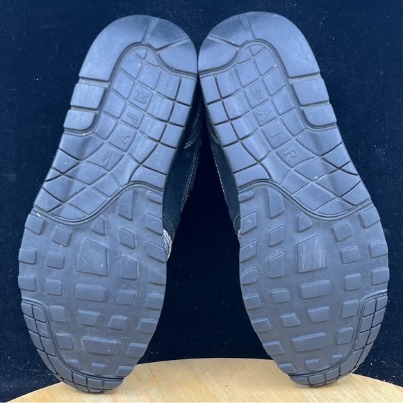 Nike Air Max 454746-005 Premium Black Metallic Hematite Women’s Sz 7.5 Running - Picture 9 of 10